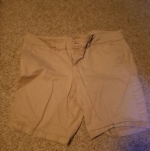American tan burmada shorts